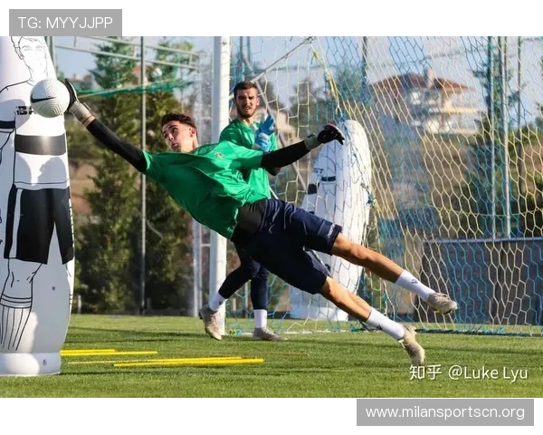 深入了解米兰球探体系：提升球队竞争力的幕后人才发现流程揭秘